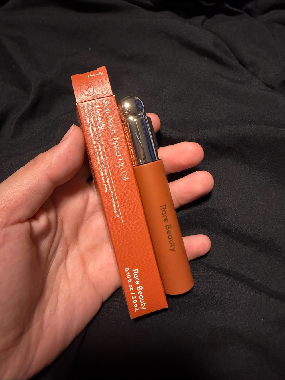 Rare Beauty Lip Oil Honesty